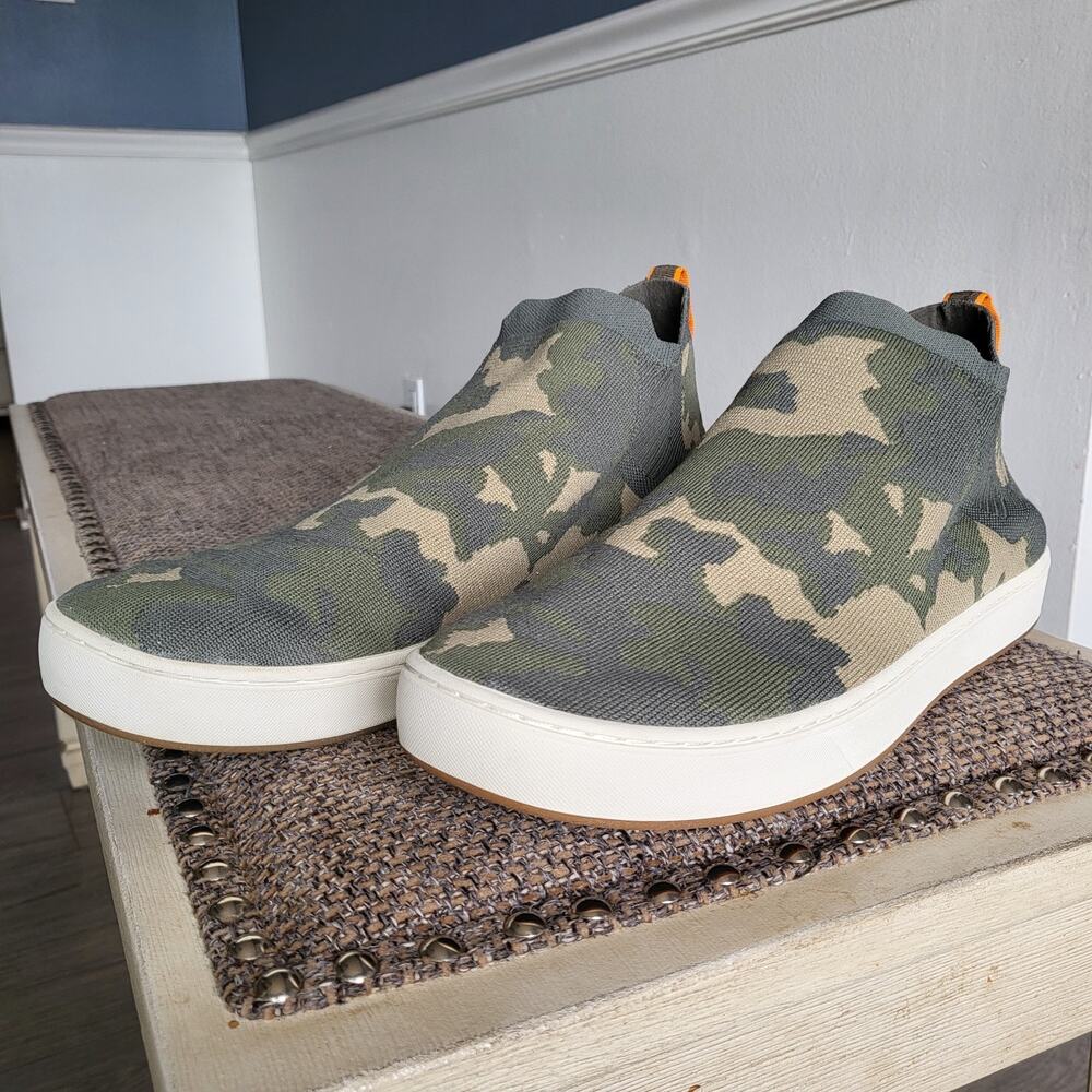 L.L. BEAN Womens Camo Knit Chelsea Boots Eco Bay Sneaker Size 11 Deep Moss Green